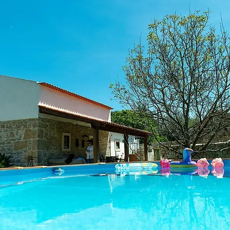 Casa de Férias Casal Fontainhas- Country With Pool *