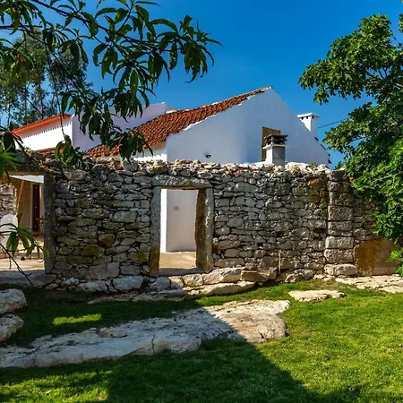 Casal Fontainhas- Country With Pool Hébergement de vacances *