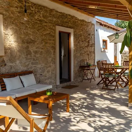 Casal Fontainhas- Country With Pool *