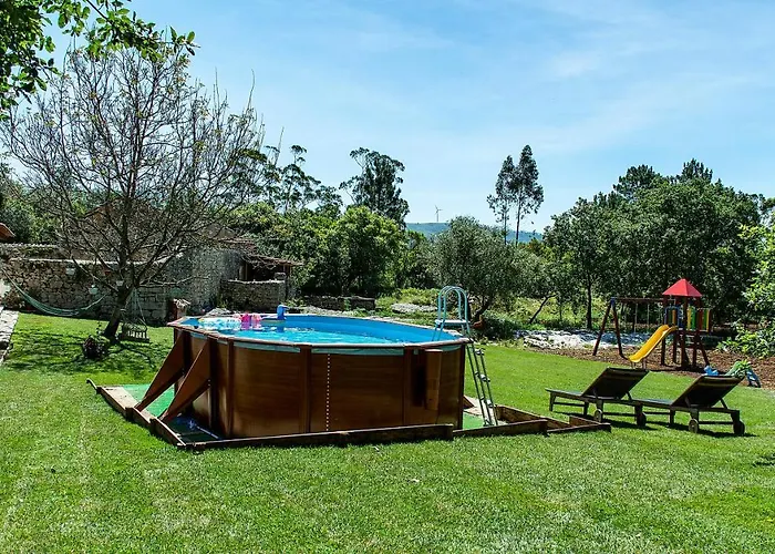 Дом отдыха Casal Fontainhas- Country With Pool Алкобаса
