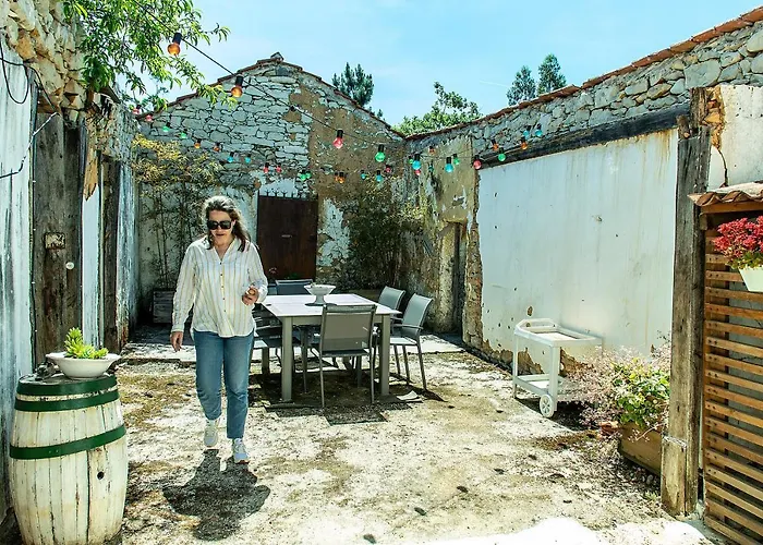 Casal Fontainhas- Country With Pool Дом отдыха *