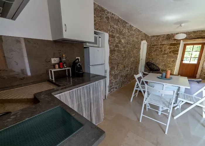 Casal Fontainhas- Country With Pool