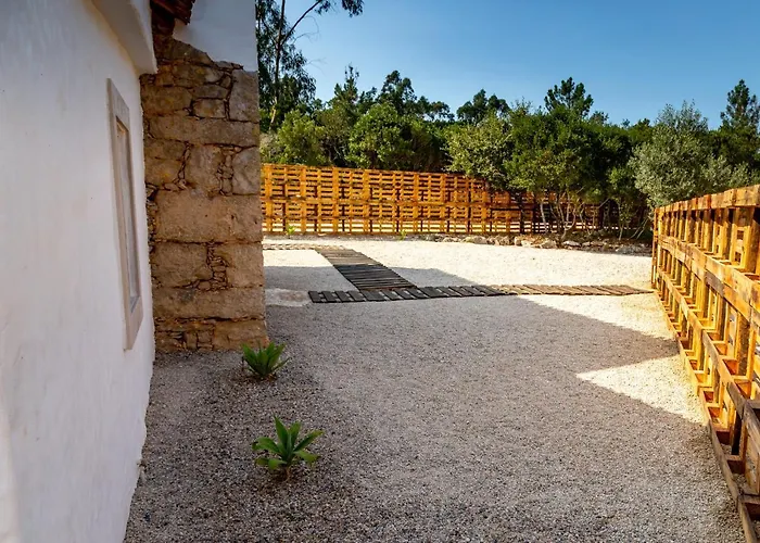 Casal Fontainhas- Country With Pool